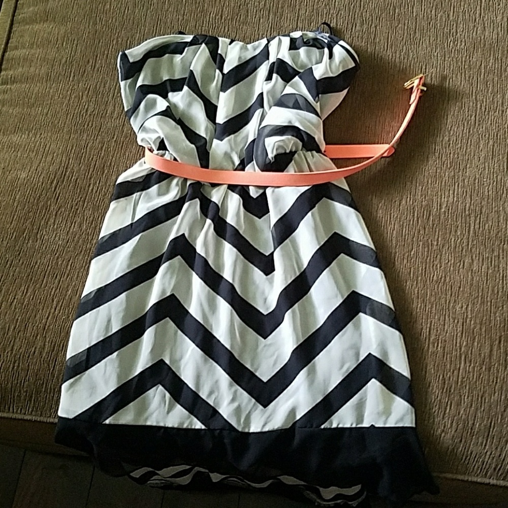 Dress, great condition, only worn maybe 3 times?